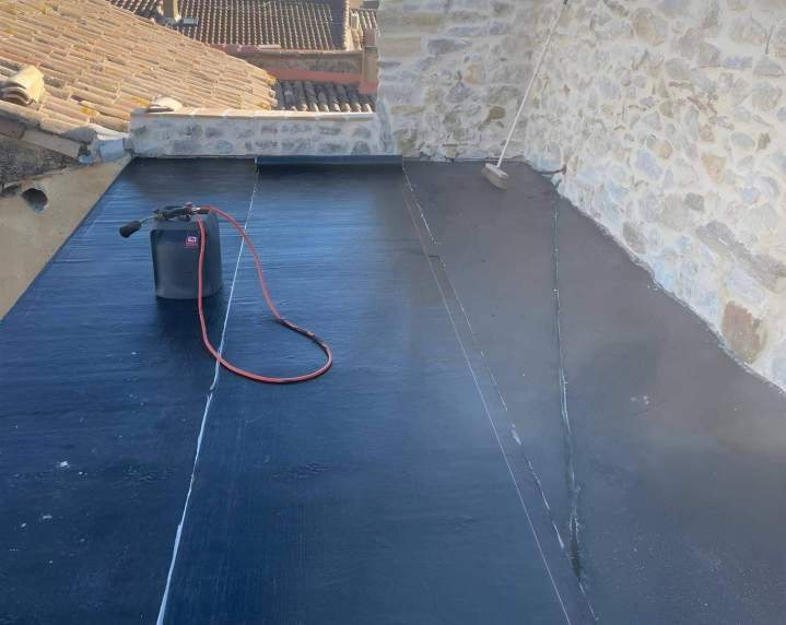 Étanchéité toiture Remoulins